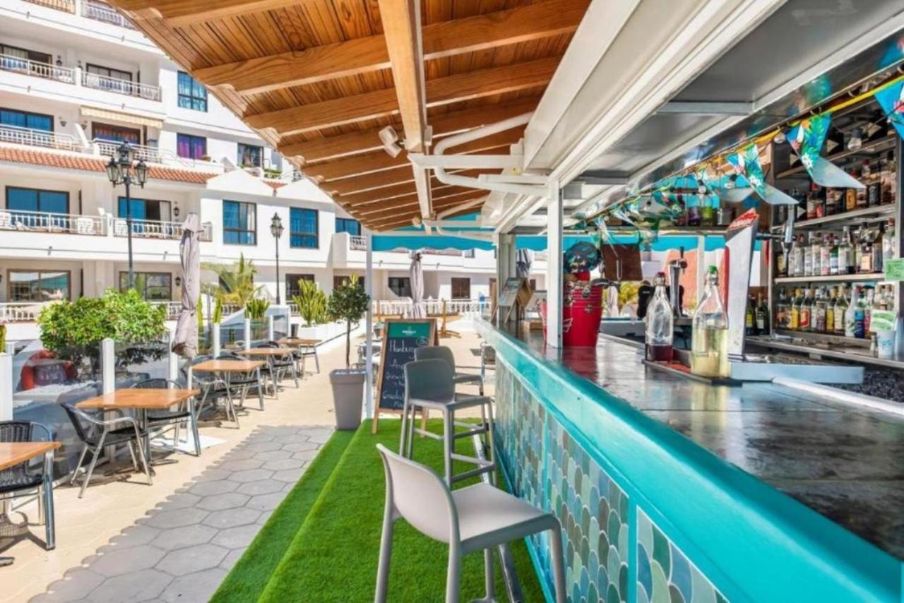 Greatly Located Apartment With Heated Pool, Los Cristianos Los Cristianos  Exterior photo