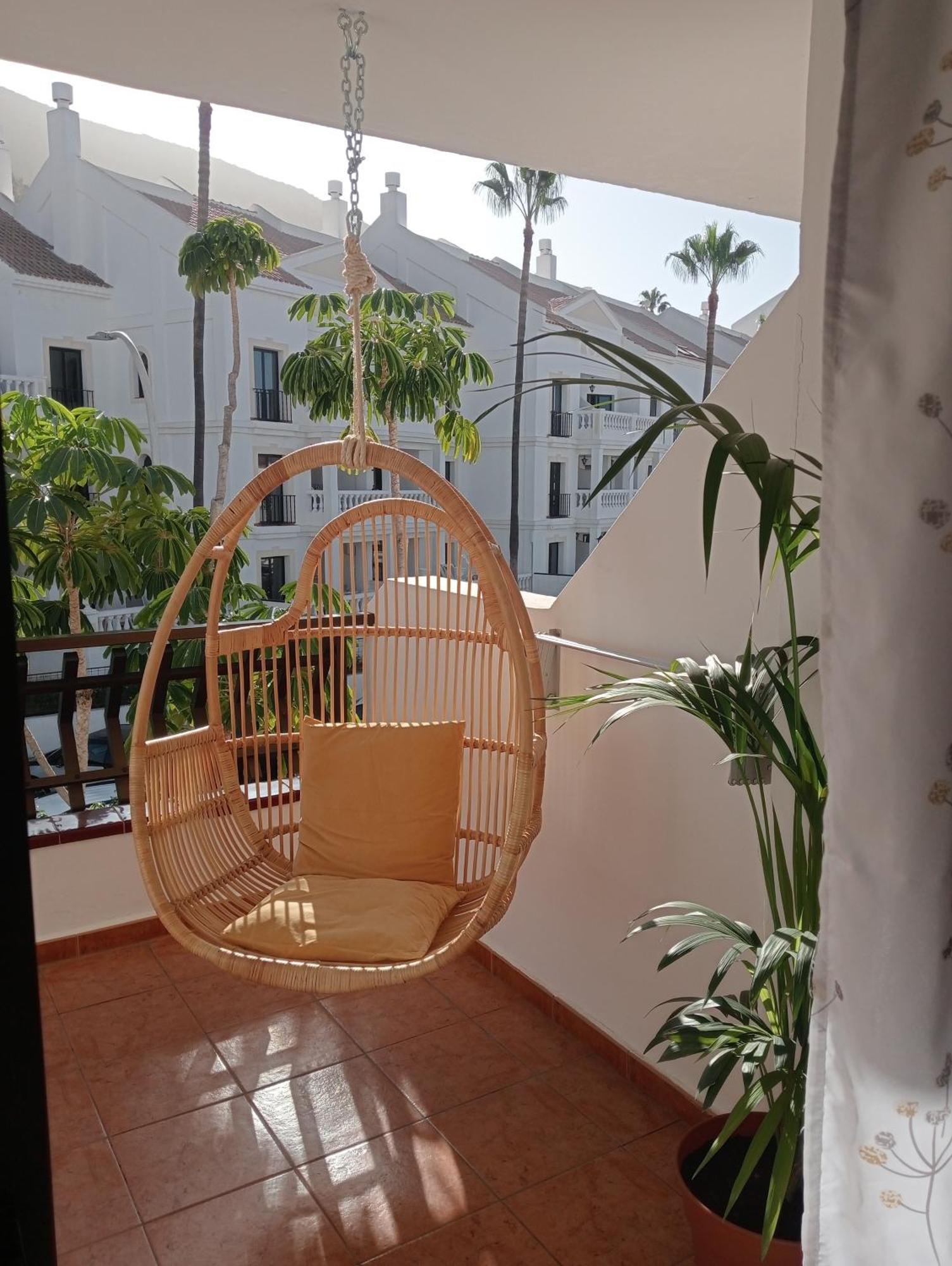 Greatly Located Apartment With Heated Pool, Los Cristianos Los Cristianos  Exterior photo
