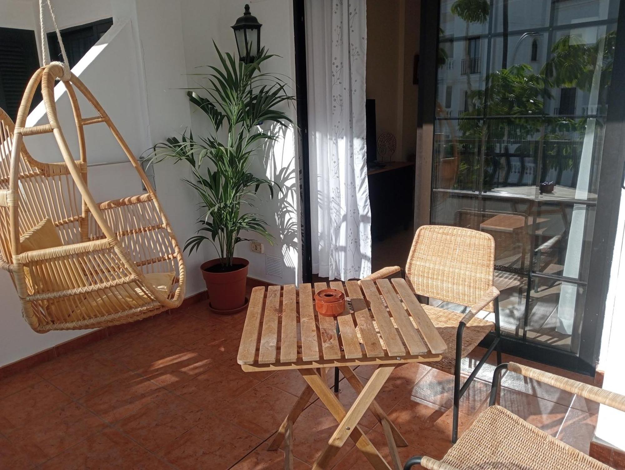 Greatly Located Apartment With Heated Pool, Los Cristianos Los Cristianos  Exterior photo