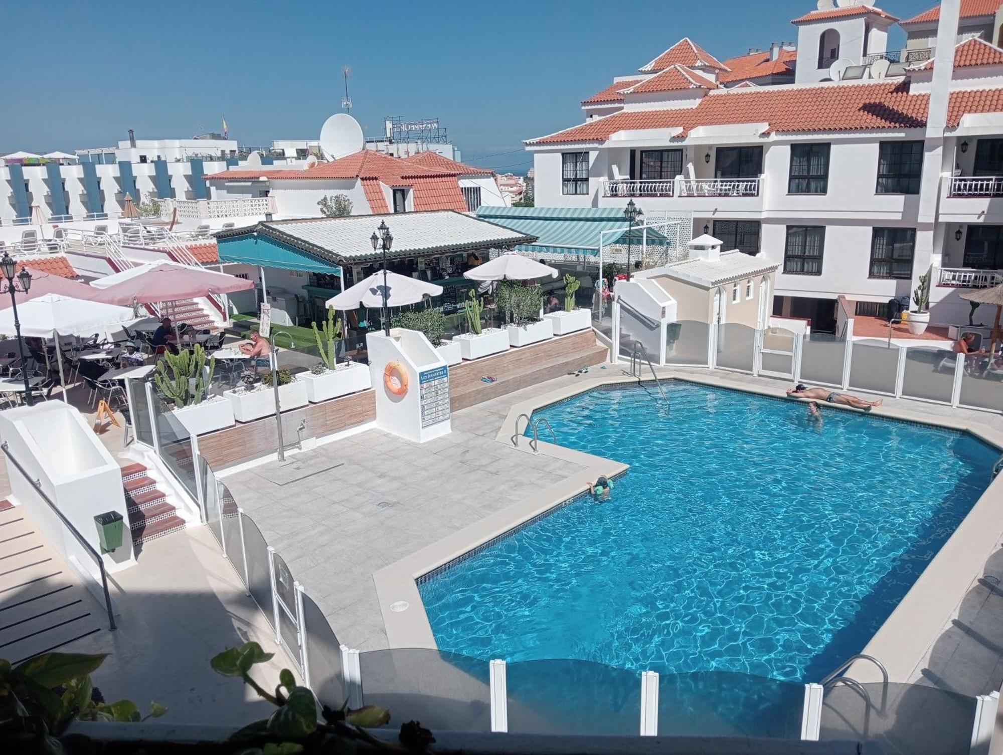 Greatly Located Apartment With Heated Pool, Los Cristianos Los Cristianos  Exterior photo