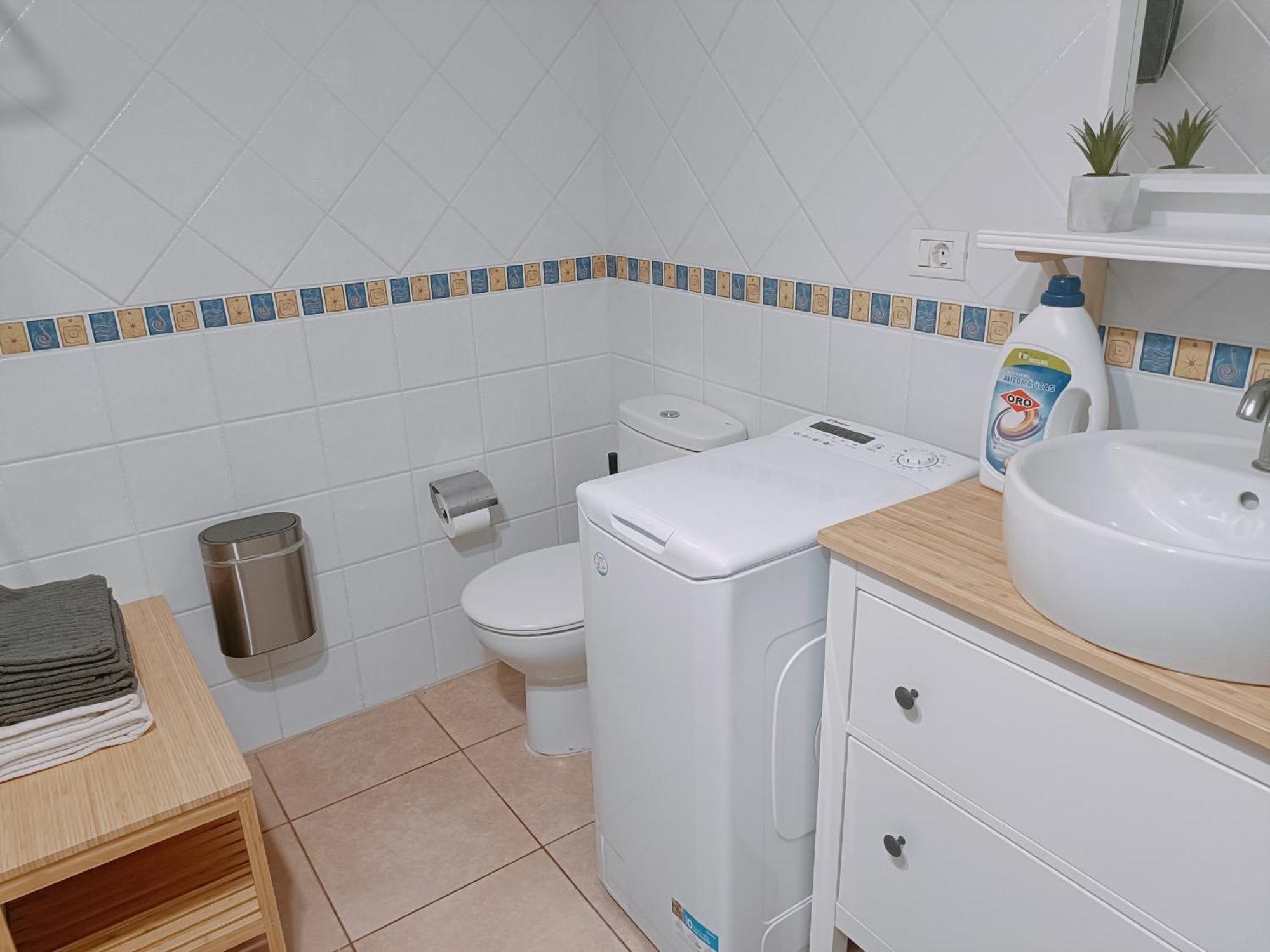 Greatly Located Apartment With Heated Pool, Los Cristianos Los Cristianos  Exterior photo